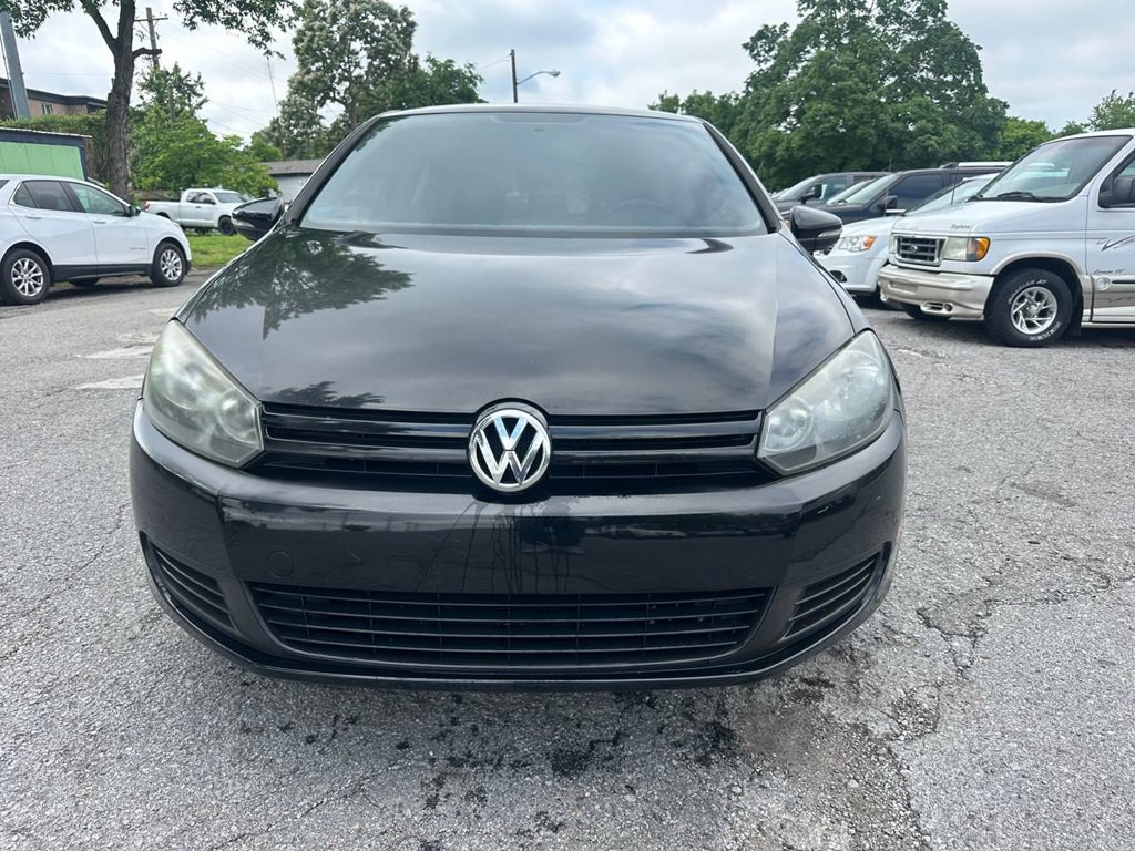 2012 Volkswagen Golf Image 2