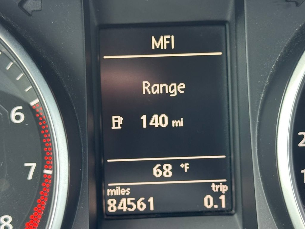2012 Volkswagen Golf Image 26