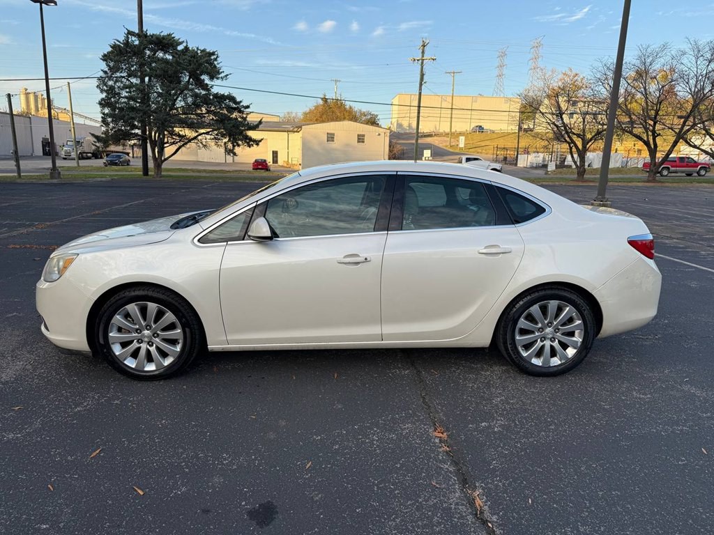 2015 Buick Verano Image 8