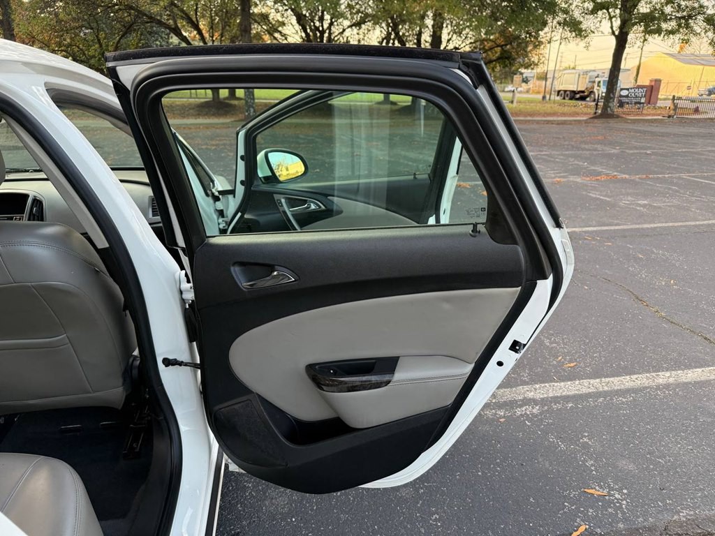 2015 Buick Verano Image 15