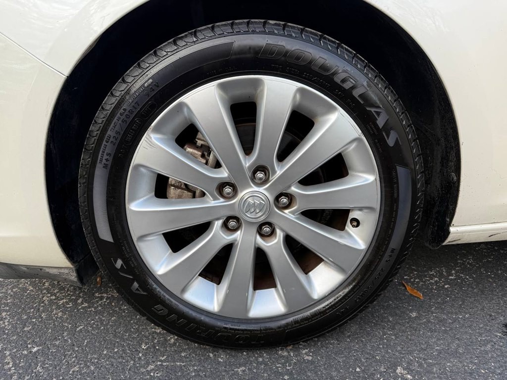 2015 Buick Verano Image 17