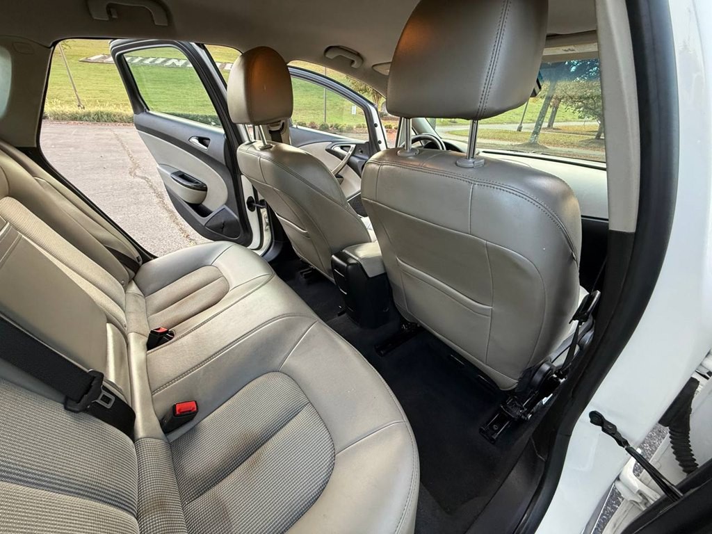 2015 Buick Verano Image 25