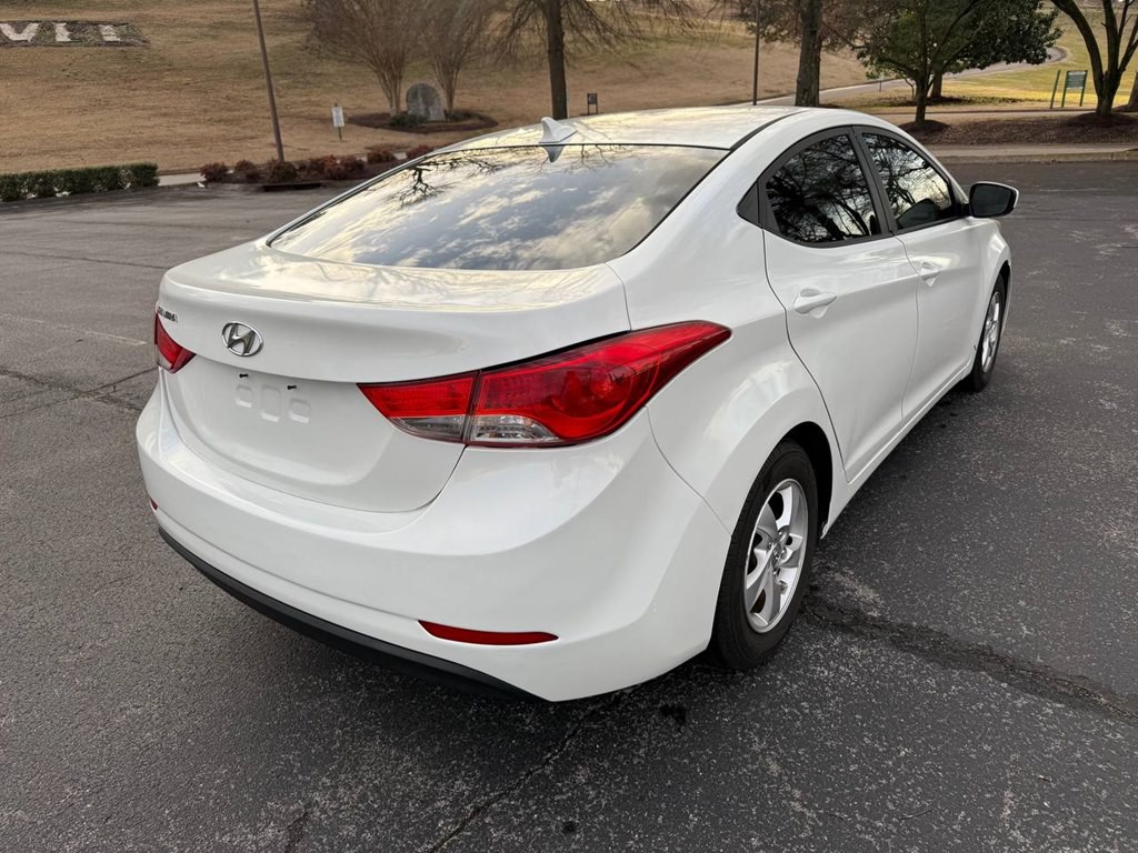 2015 Hyundai Elantra Image 5