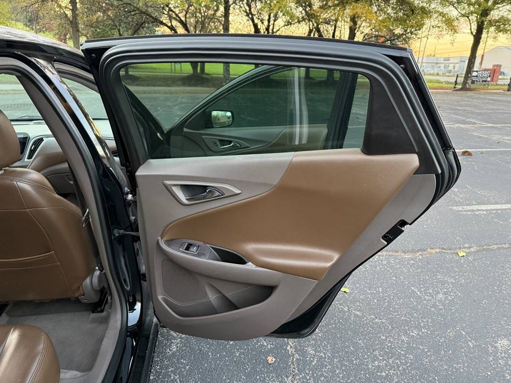 2019 Chevrolet Malibu Image 16