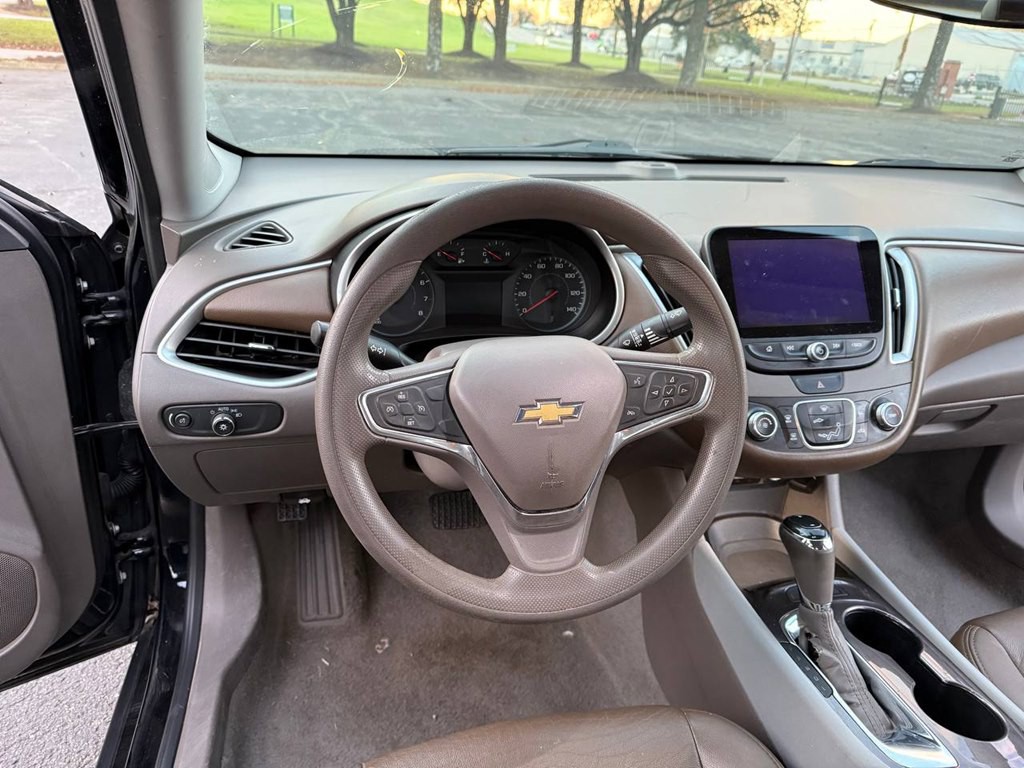 2019 Chevrolet Malibu Image 18