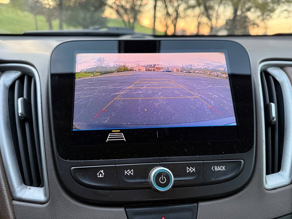 2019 Chevrolet Malibu Image 35