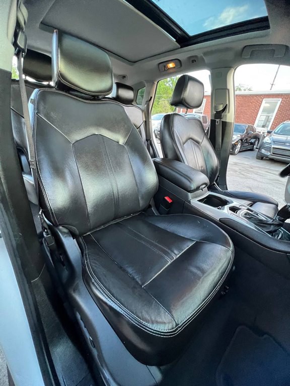 2012 Cadillac SRX Image 19