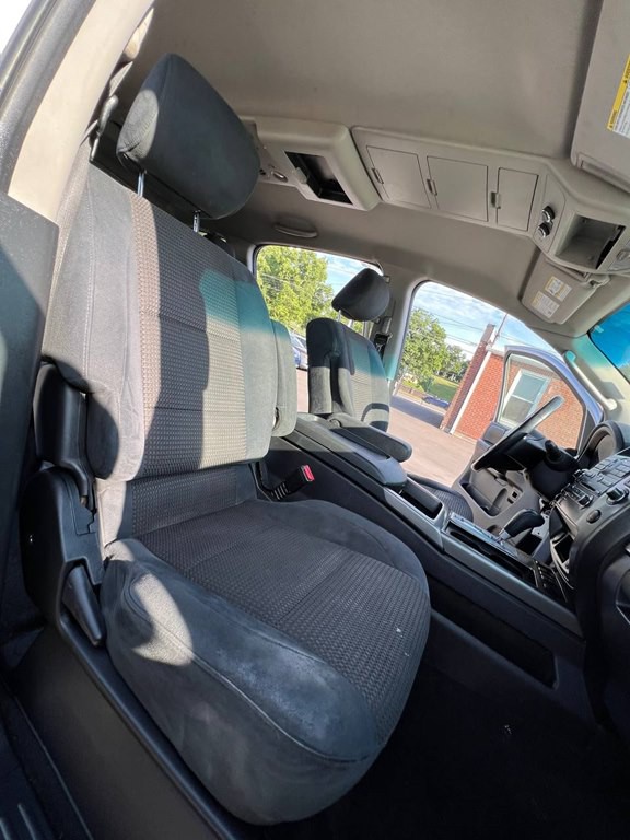 2012 Nissan Armada Image 22