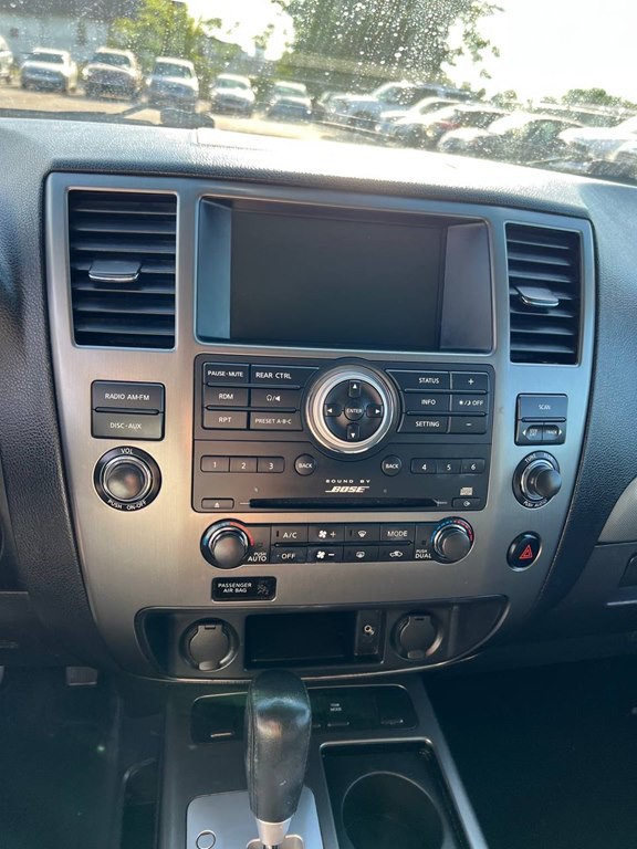 2012 Nissan Armada Image 33