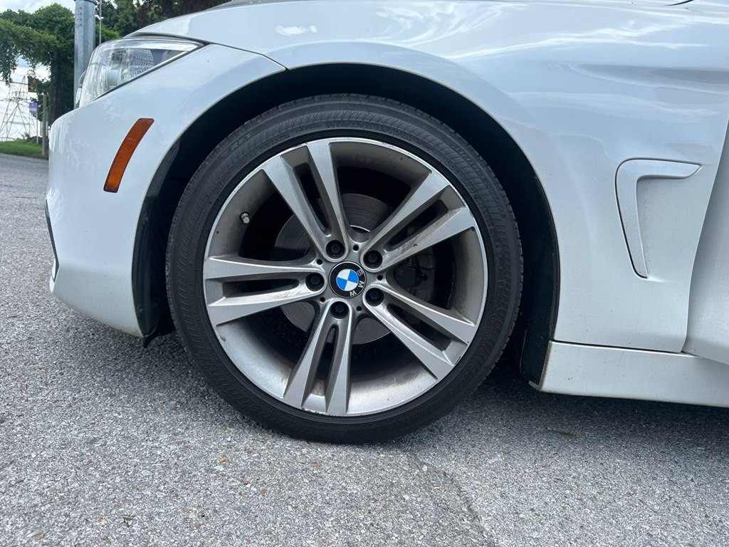 2016 BMW 4 Series Image 25