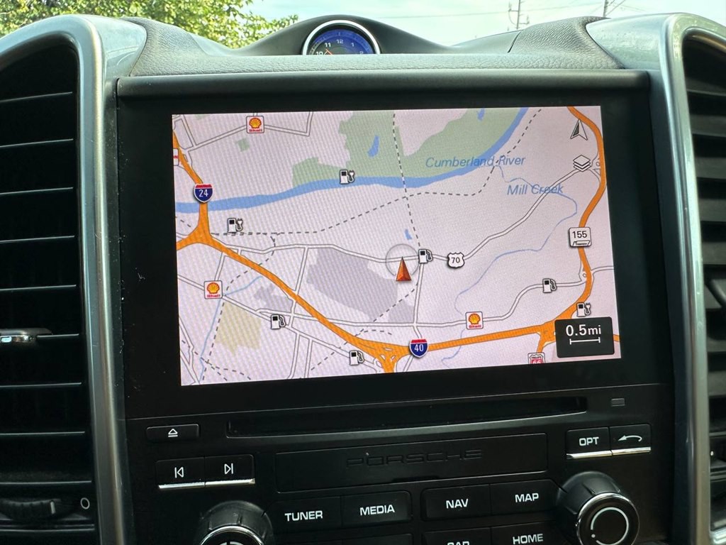 2017 Porsche Cayenne Image 31