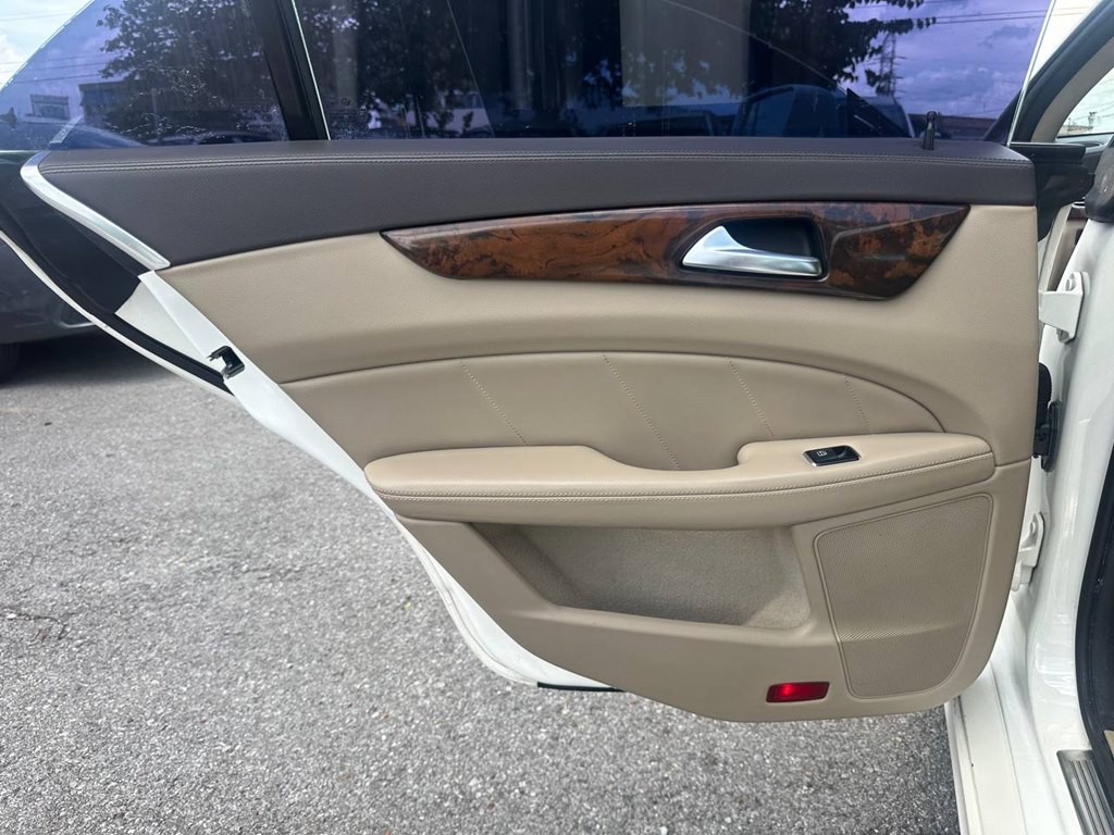 2012 Mercedes-Benz CLS-Class Image 19