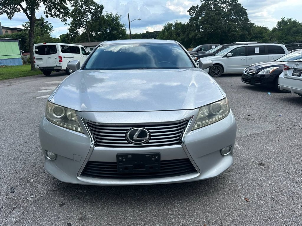 2014 Lexus ES Image 2