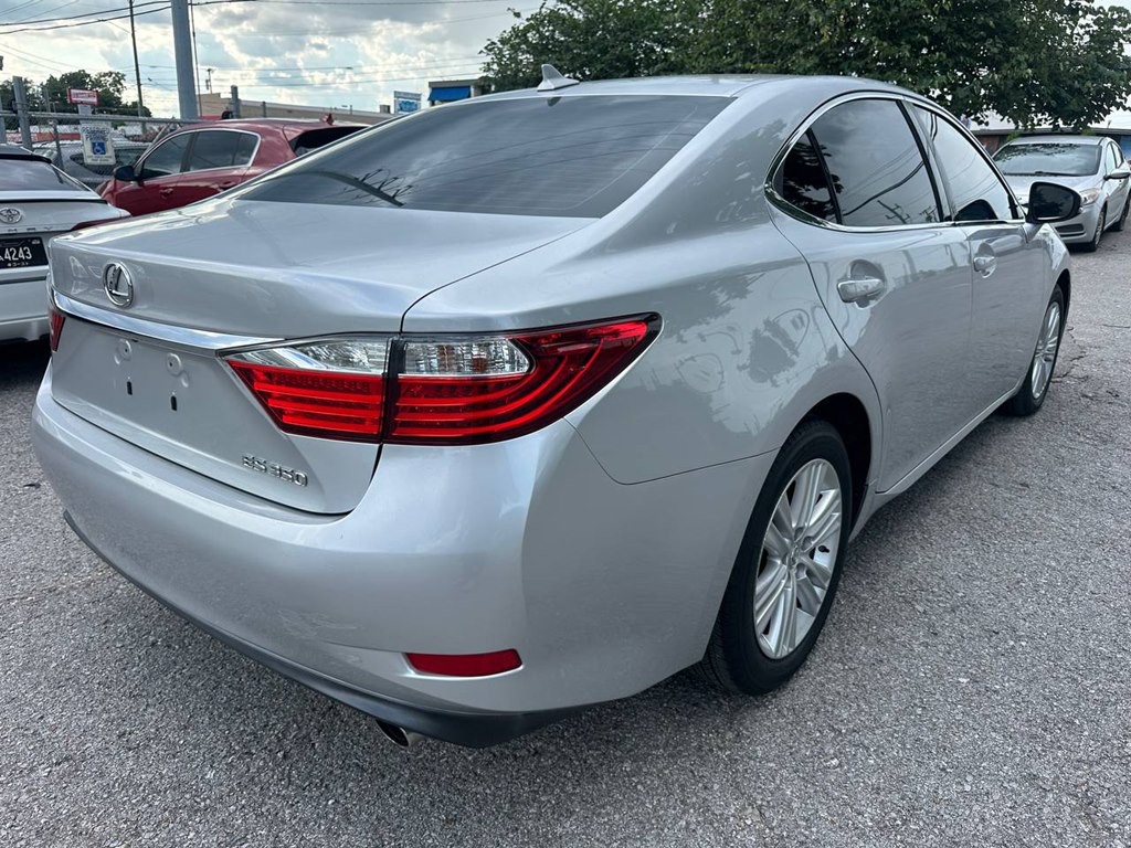 2014 Lexus ES Image 4