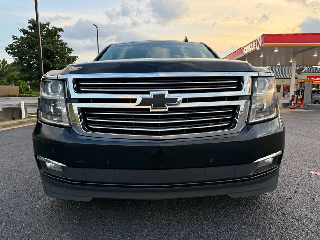 2018 Chevrolet Tahoe Image 2