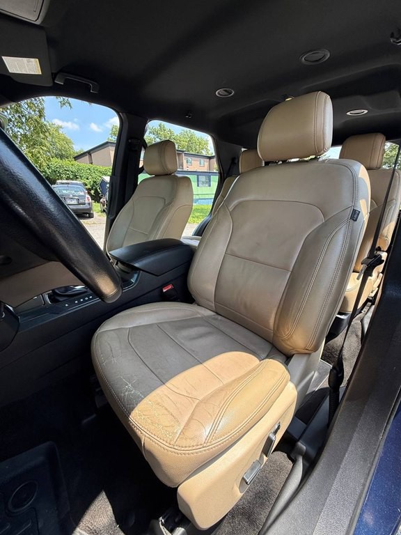 2016 Ford Explorer Image 20