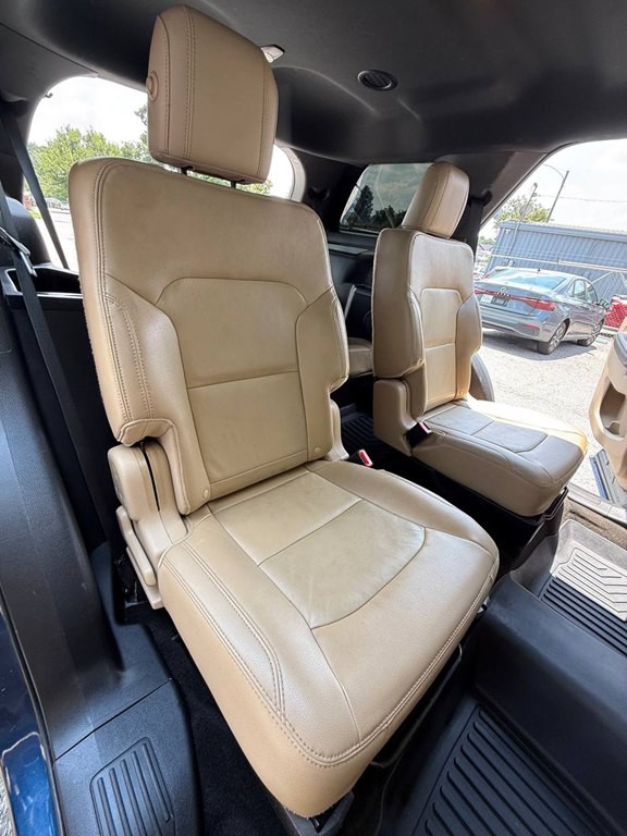 2016 Ford Explorer Image 25