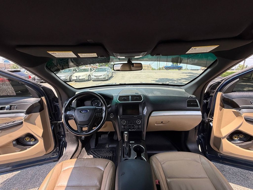2016 Ford Explorer Image 27