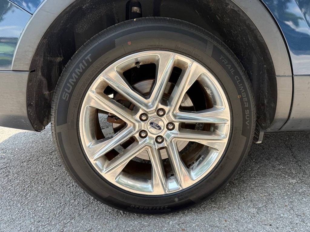 2016 Ford Explorer Image 32
