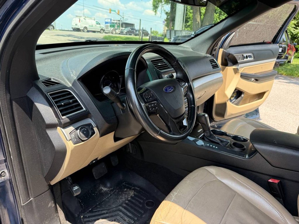 2016 Ford Explorer Image 19