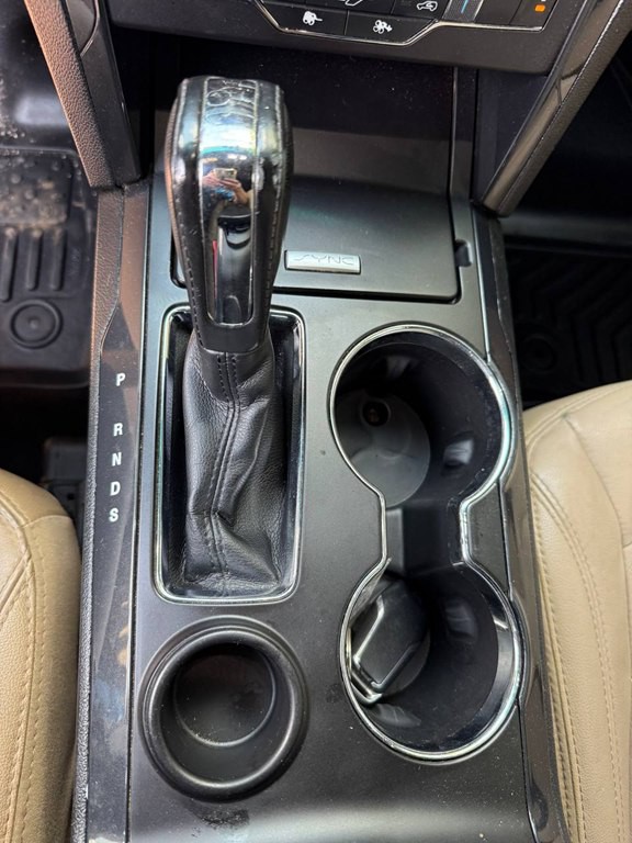 2016 Ford Explorer Image 36