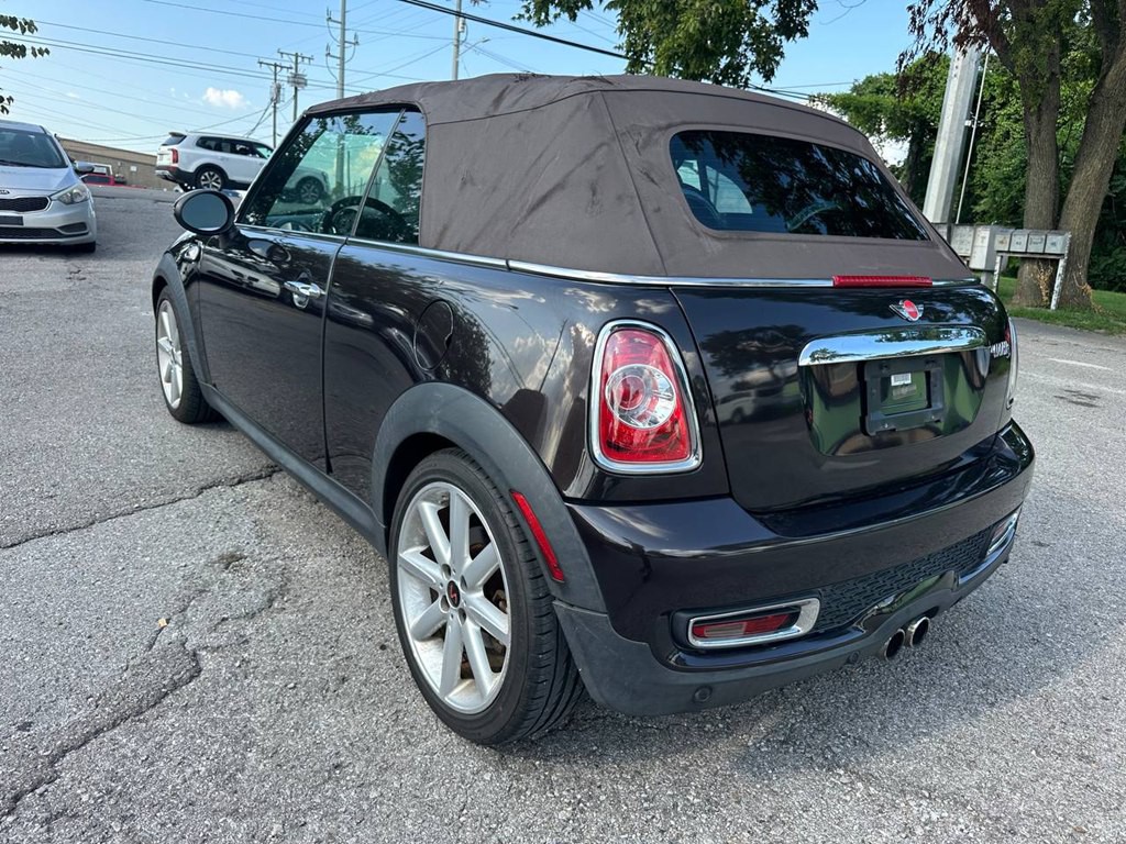 2013 MINI Cooper Image 6