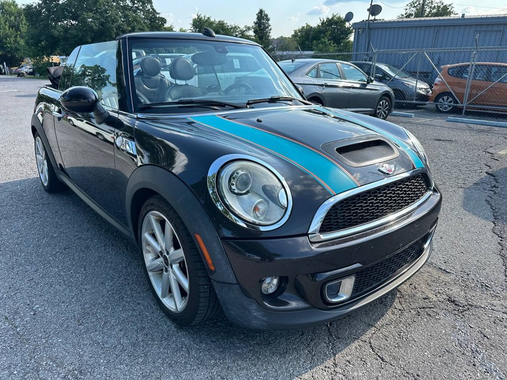 2013 MINI Cooper Image 28