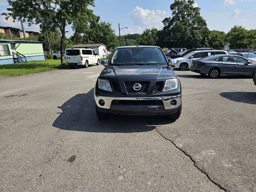2013 Nissan Frontier Image 3