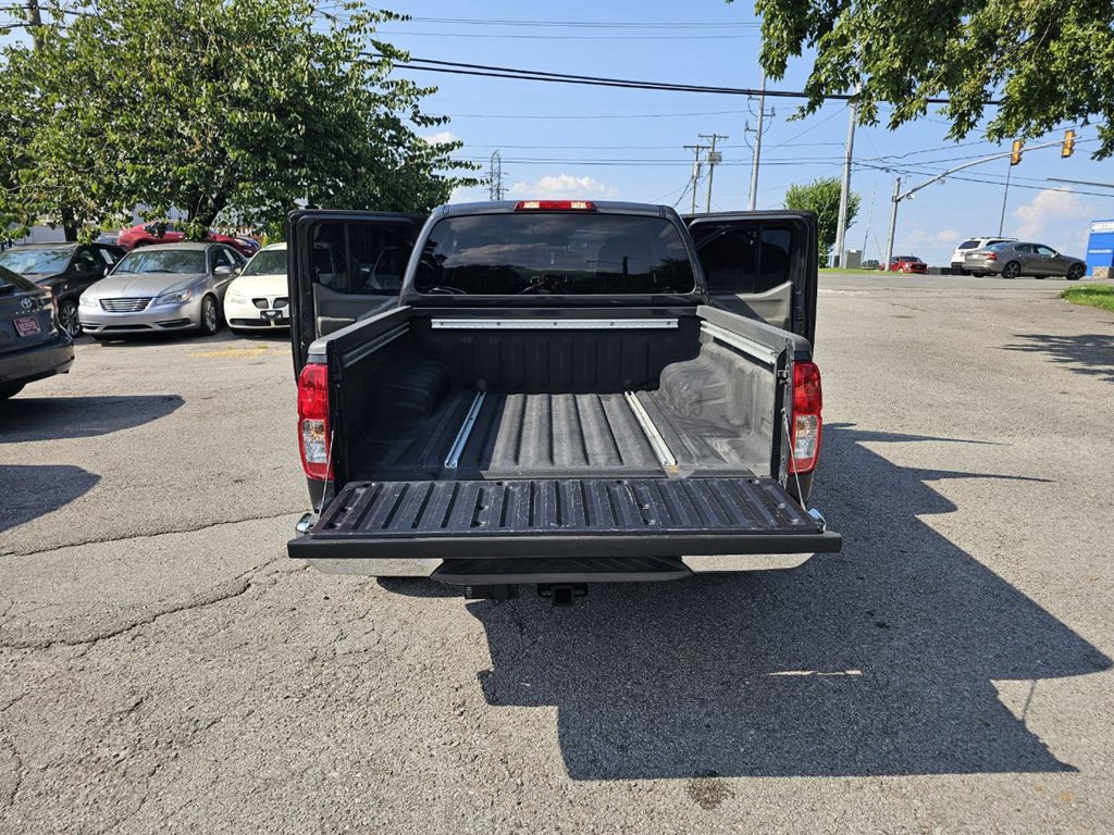2013 Nissan Frontier Image 16