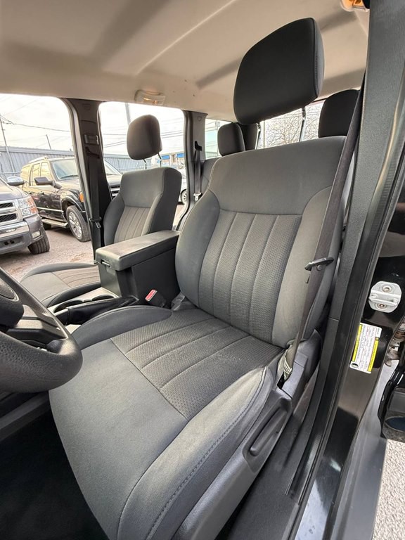 2012 Jeep Liberty Image 20