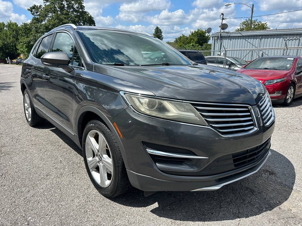 2017 Lincoln MKC Image 2