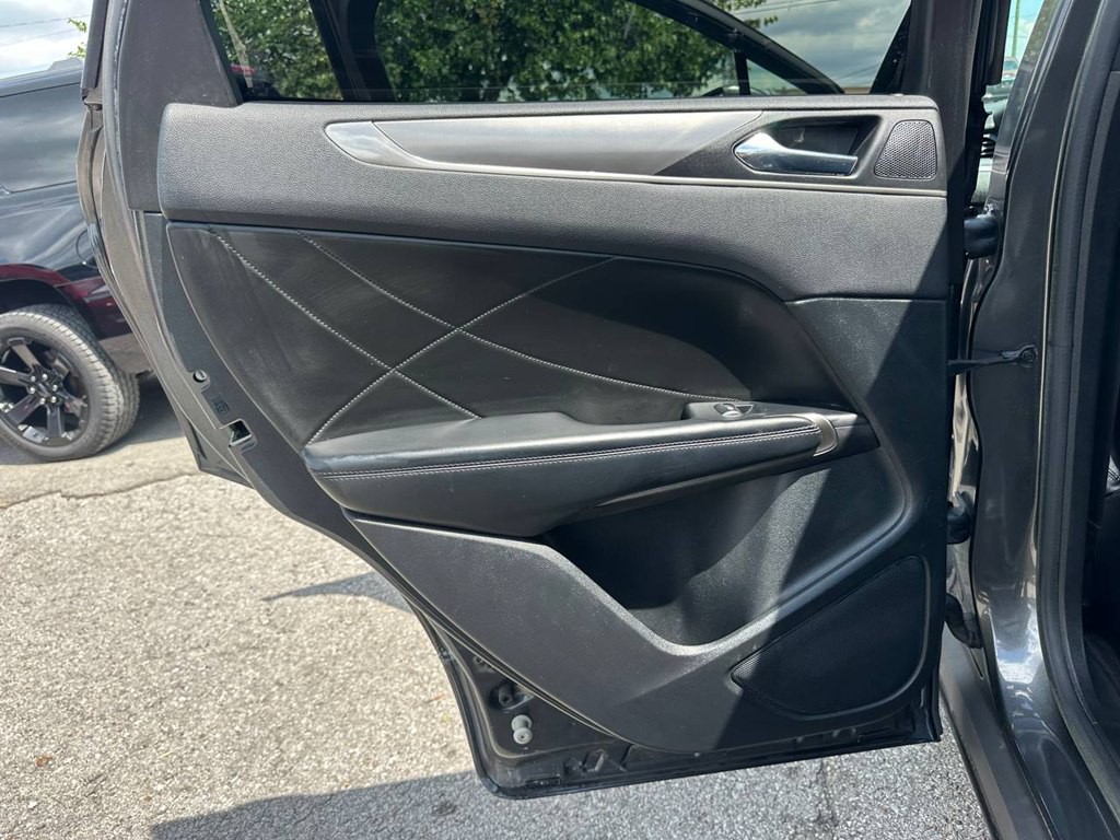 2017 Lincoln MKC Image 18