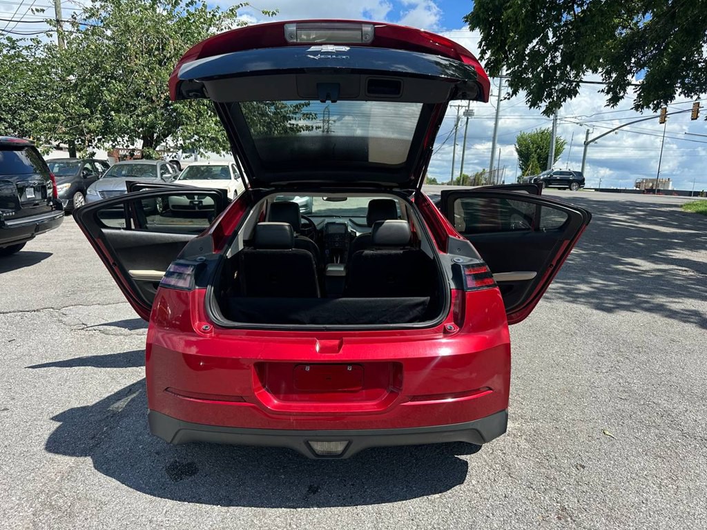 2011 Chevrolet Volt Image 12