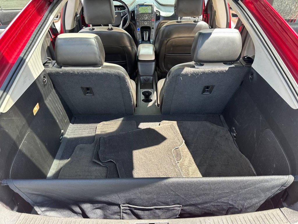 2011 Chevrolet Volt Image 14