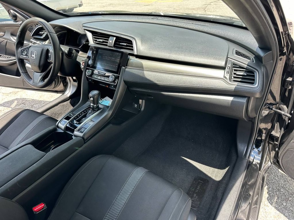2018 Honda Civic Image 24