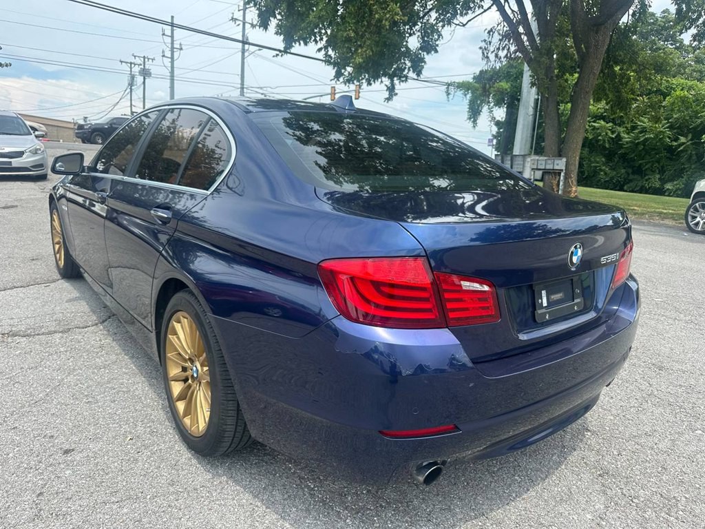 2013 BMW 5 Series Image 8