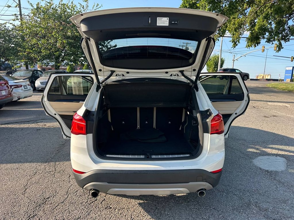 2018 BMW X1 Image 12