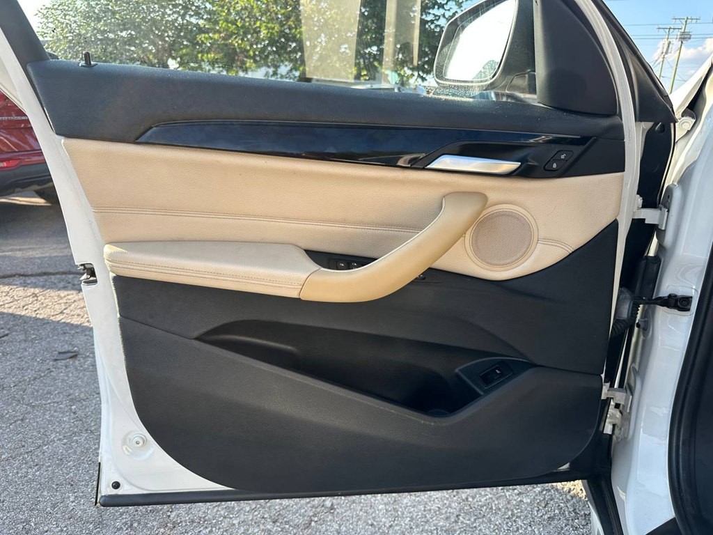 2018 BMW X1 Image 17