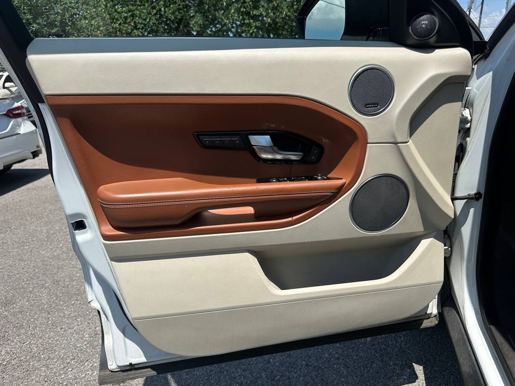 2015 Land Rover Range Rover Evoque Image 13