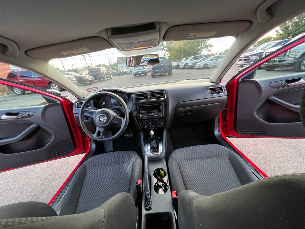 2013 Volkswagen Jetta Image 20