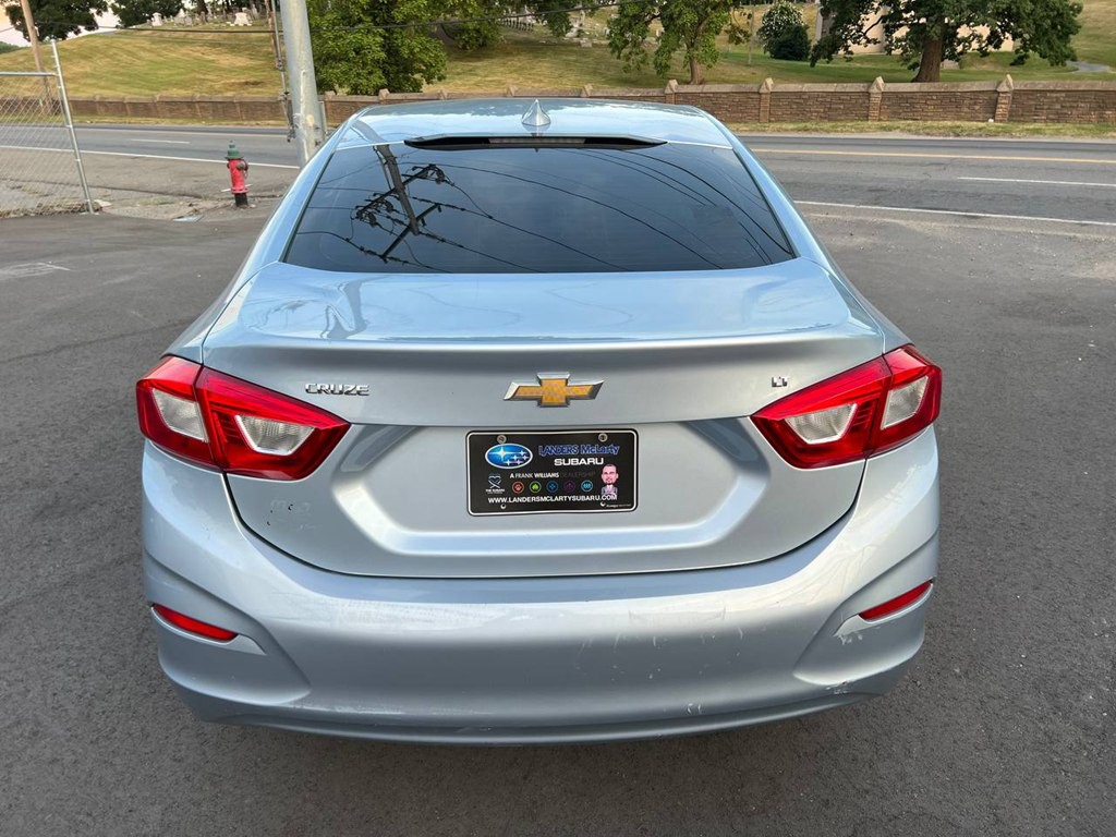 2017 Chevrolet Cruze Image 6