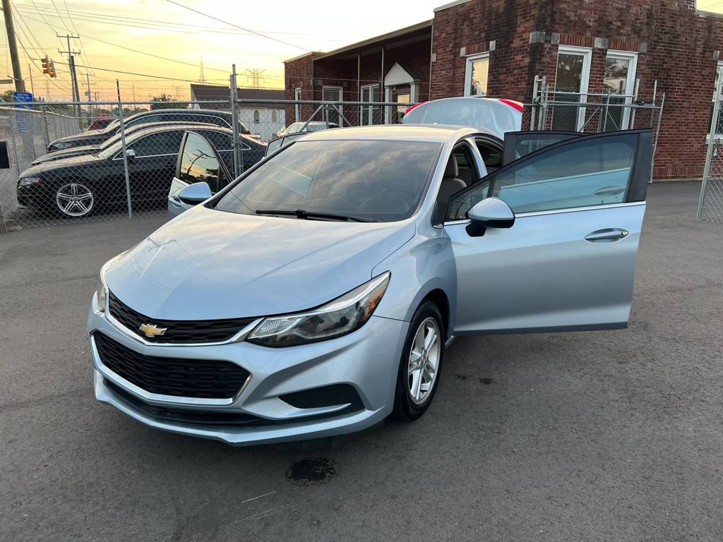 2017 Chevrolet Cruze Image 9