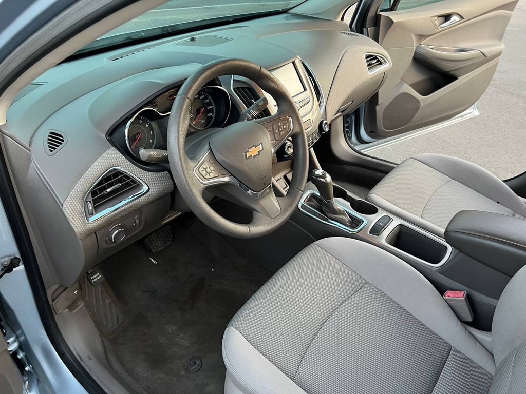 2017 Chevrolet Cruze Image 11