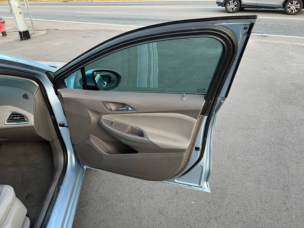2017 Chevrolet Cruze Image 23