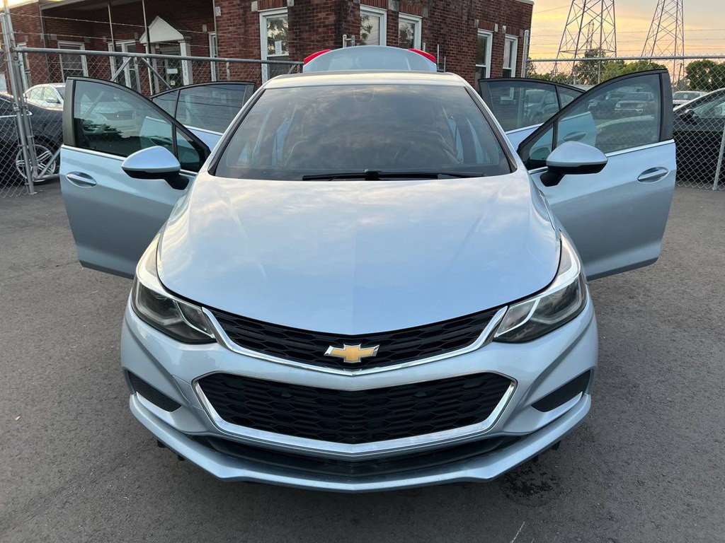 2017 Chevrolet Cruze Image 27
