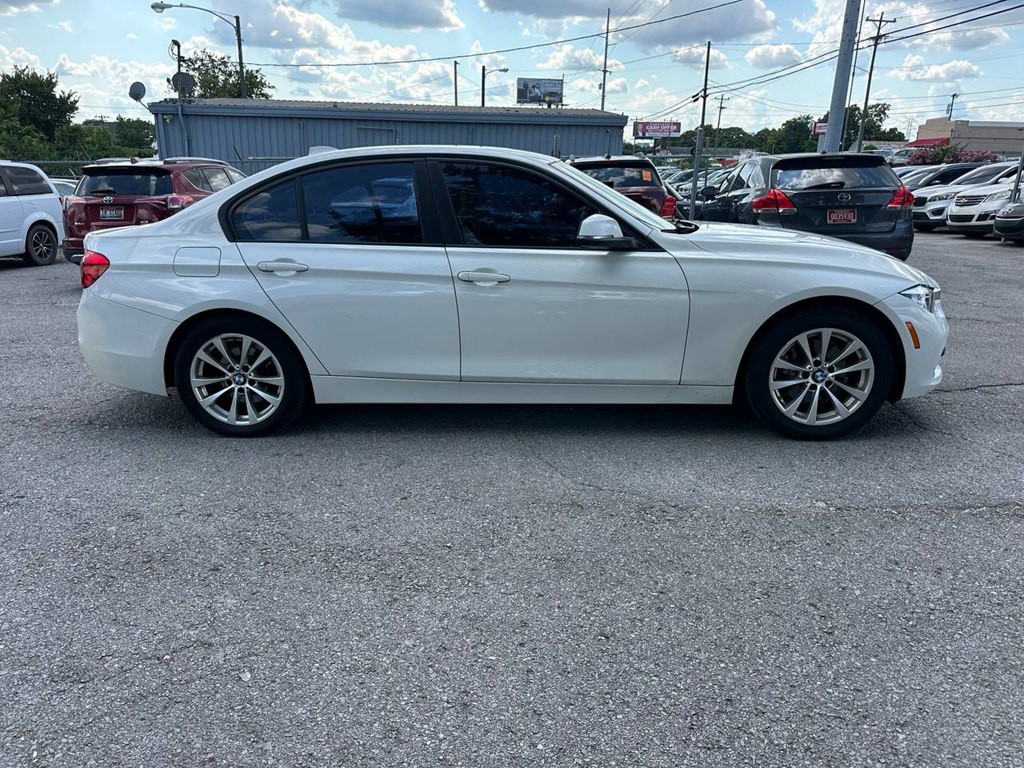 2017 BMW 3 Series Image 4