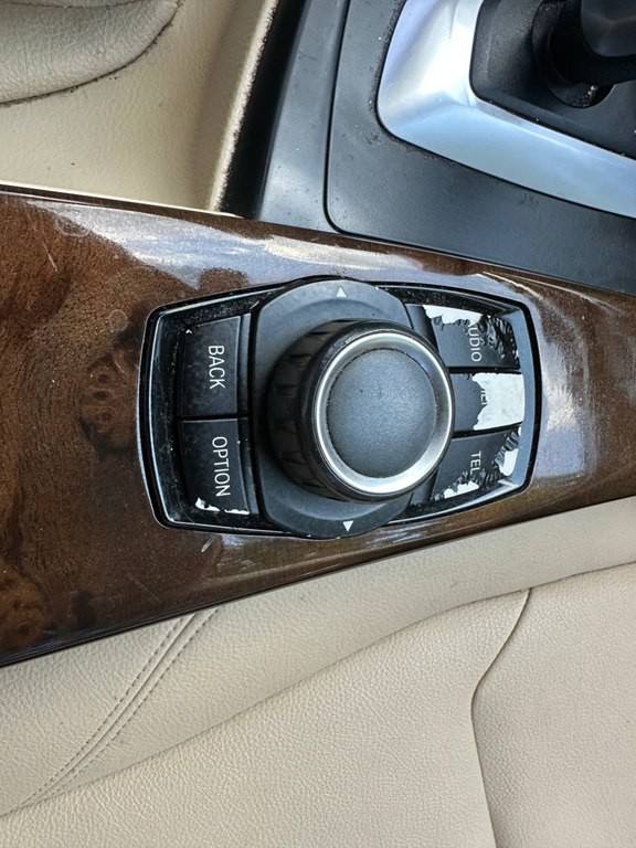 2017 BMW 3 Series Image 31