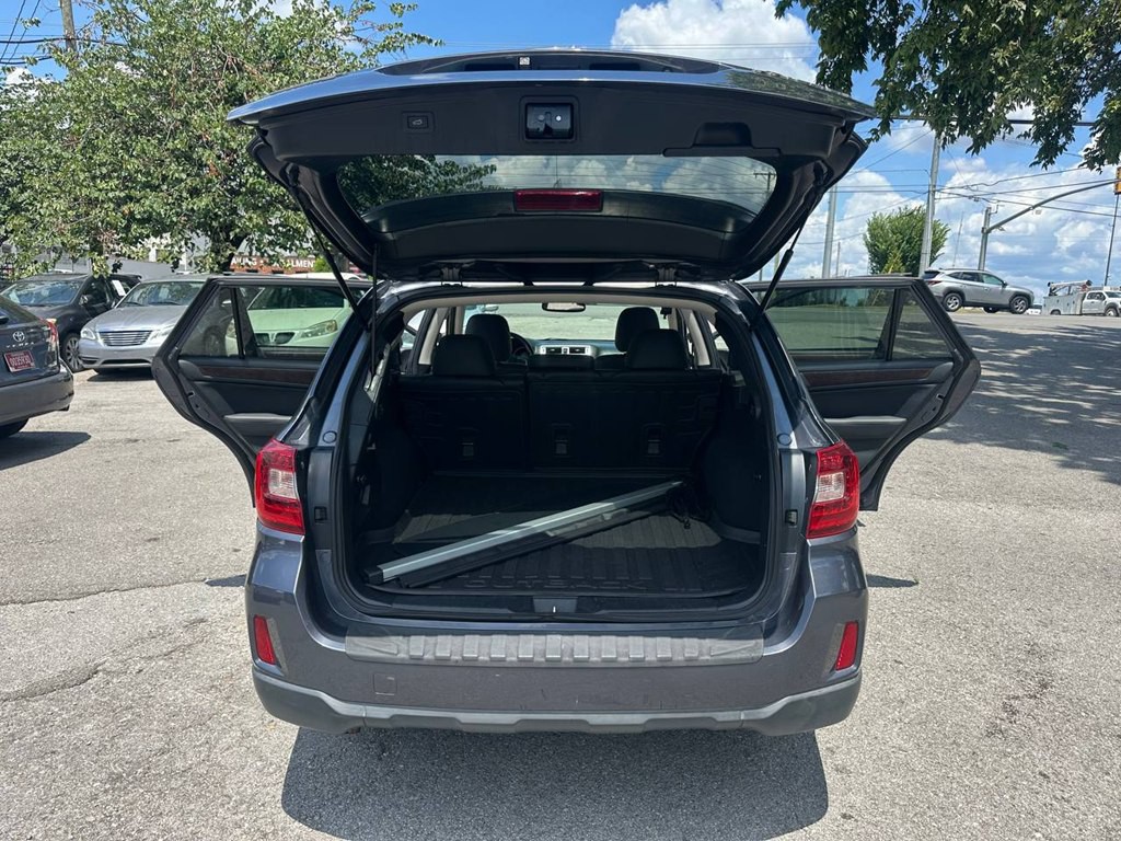2015 Subaru Outback Image 12