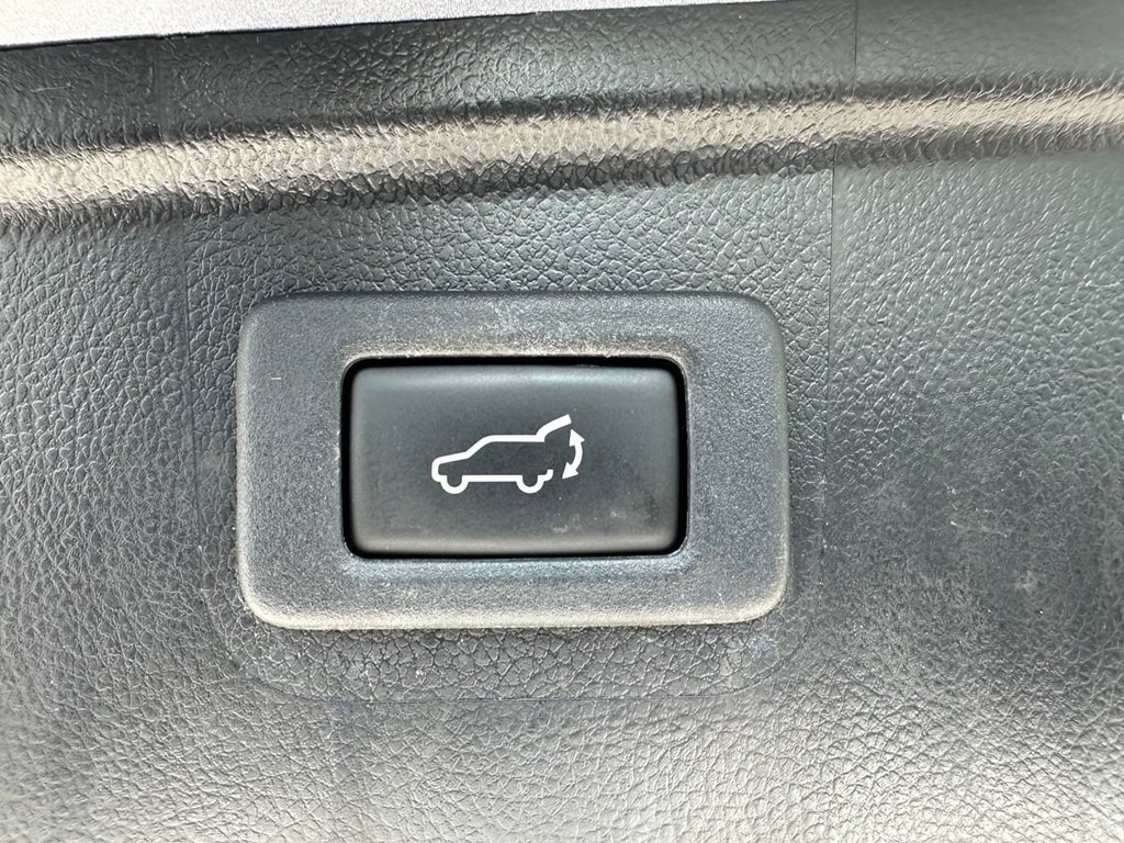 2015 Subaru Outback Image 13
