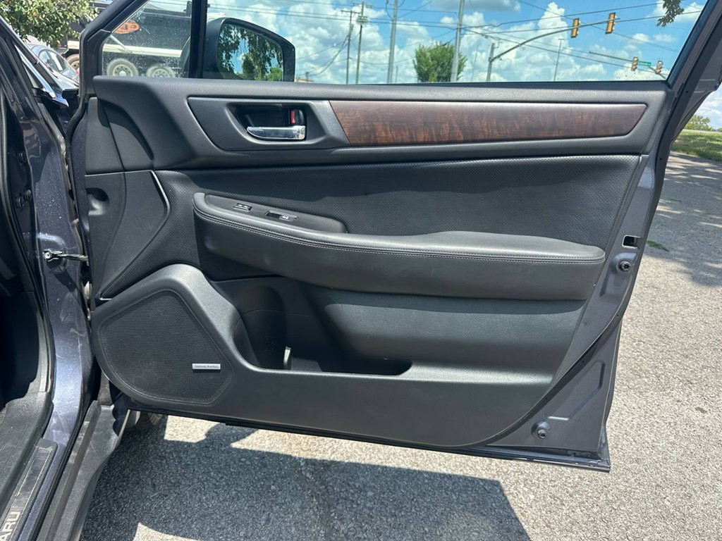2015 Subaru Outback Image 26
